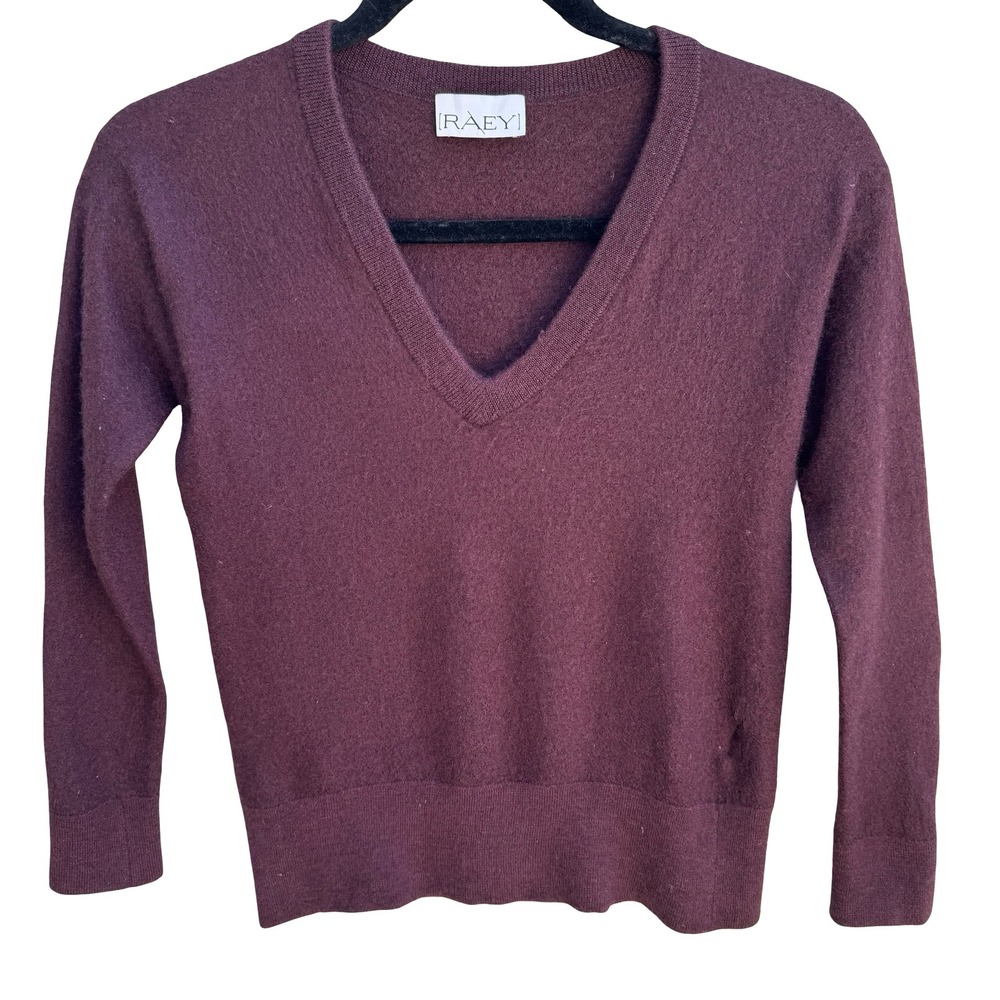 Raey 100% Cashmere V-Neck Sweater Womens XS Burgundy Made in Nepal Quiet Luxury